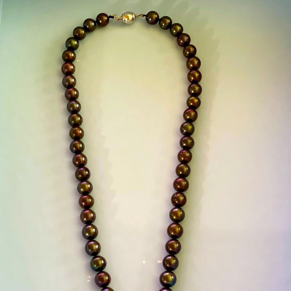 Cultured Pearl Necklace